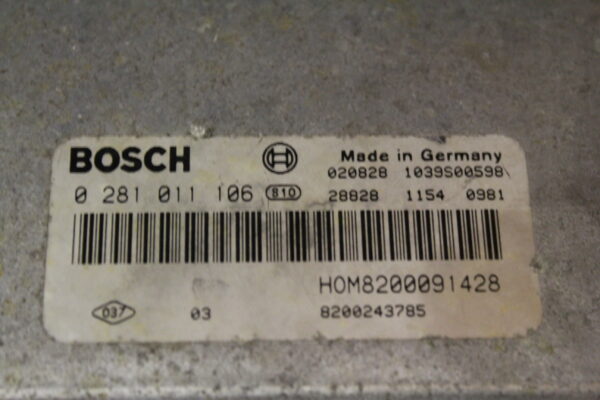0281011106 BOSCH Centralina Motore RENAULT MASTER
