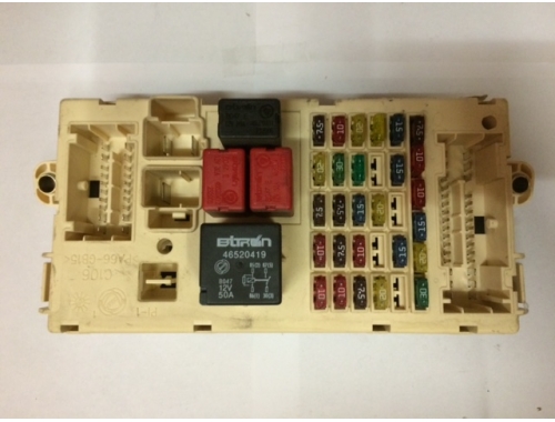 Centralina Scatola Porta Fusibili Fiat Punto 46812234NPL
