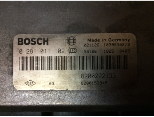 Calculateur moteur Renault Megane BOSCH:0281011102