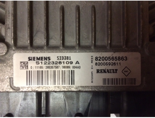 Centralina Motore Renault Megane SIEMENS:S122326109A