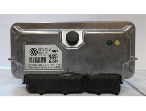 Centralita de motor Volkswagen Golf 03C906024K