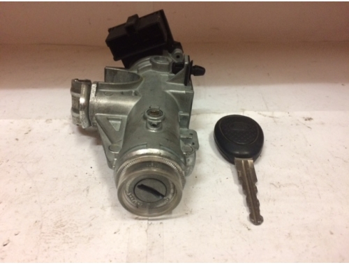Conmutador de encendido Land Rover Freelander UC582091
