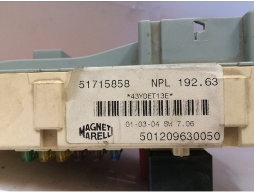 Centralina Scatola Porta Fusibili Fiat Stilo MAGNETI MARELLI:51715858