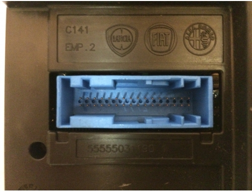 Calculateur Blue&Me Fiat 500 MAGNETI MARELLI 51902811