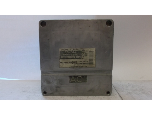 Calculateur moteur Toyota Yaris TOYOTA:212000-1760