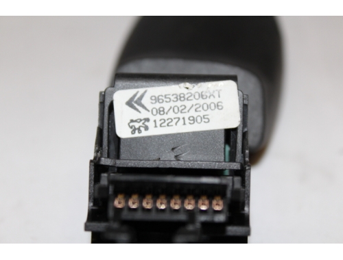 Mando Radio Volante Grupo Peugeot / Citroen 96538206XT
