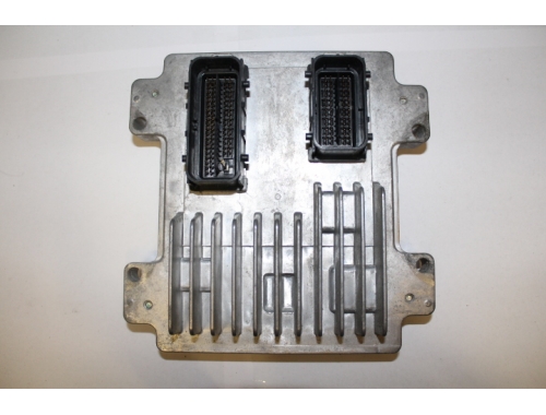 Centralita de motor Opel Corsa 55577835