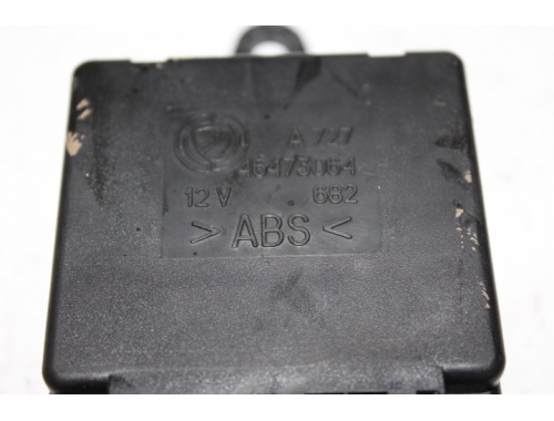Calculateur Illuminazione Interna Lancia K 46473064