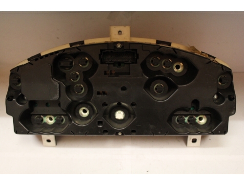 Cuadro de instrumentos Nissan Micra VDO AG 2481011518