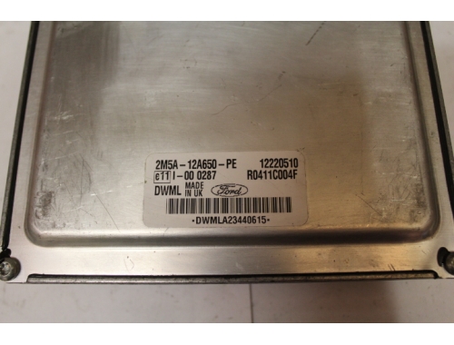 Calculateur moteur Ford Focus DELPHI: 2M5A-12A650-PE