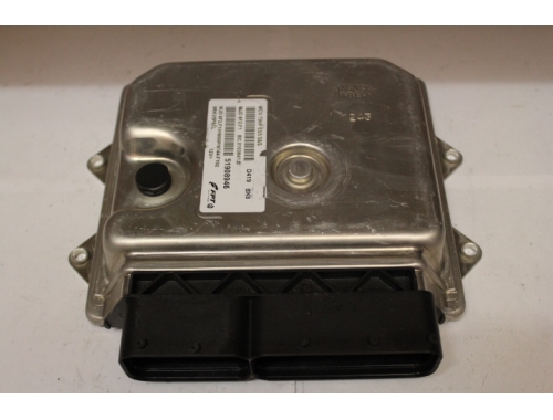 Centralita de motor Fiat Grande Punto / Fiorino FPT 51908946 MJD 8F2.F1