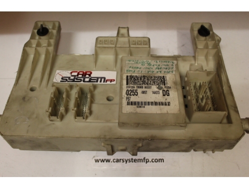 Boîtier à fusibles Ford Focus 97RA-000001