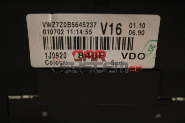 1J0920846F VDO Combiné d'instruments VOLKSWAGEN GOLF IV R32 3.2 4MOTION