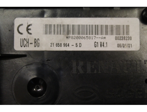 UCH Renault Clio SAGEM P8200065817