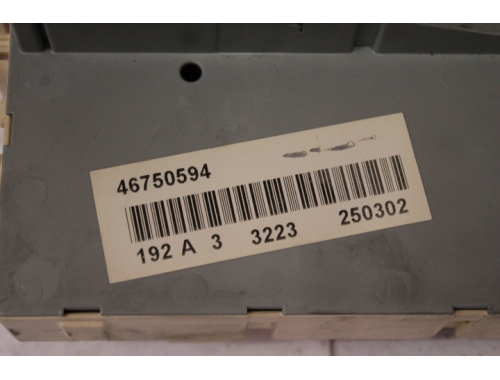 Centralita Caja de fusibles Fiat Stilo MAGNETI MARELLI: 46750594