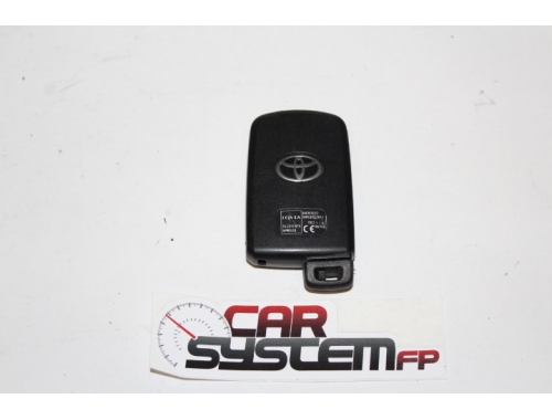 Clé avec télécommande Toyota Yaris Hybrid - Remplacement Guscio Tastini Réparation diverses
