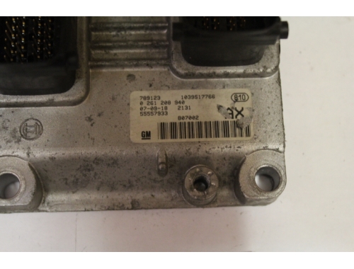 Centralita de motor Opel Corsa - BOSCH 0261208940 - Traspaso de códigos Virginización BOSCH:
