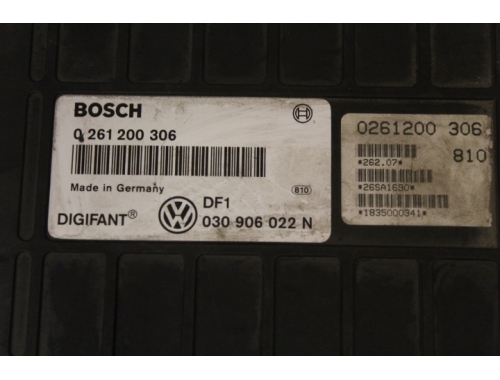 Centralita de motor Volkswagen Polo BOSCH 0261200306