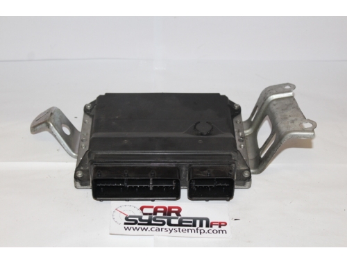 Centralita de motor Toyota Yaris - DENSO 89661-0D400 - Traspaso de códigos DENSO:89661-0D400