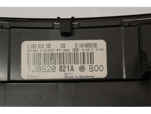 Cuadro de instrumentos Volkswagen Golf IV - BOSCH 0263618155 - Traspaso de códigos Reparación varias BOSCH:0263618155