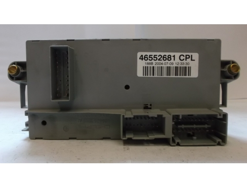 Boîtier à fusibles Fiat Punto 188 51744896 NPL