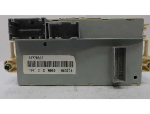 Centralina Scatola Porta Fusibili Fiat Stilo MAGNETI MARELLI:51715858