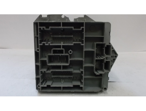 Caja de fusibles Alfa Romeo 147 51742420