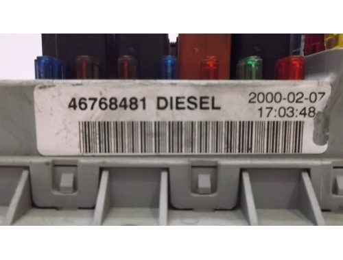 Caja de fusibles Fiat Punto 46768481