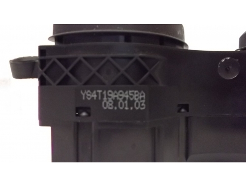 Comando A/C Ford Focus YS4T19A945BA