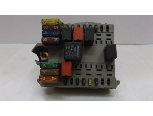 Caja de fusibles Fiat Punto 46760253