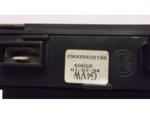 Caja de fusibles Alfa Romeo 155 29009820186