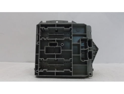 Caja de fusibles Alfa Romeo GT 51742420