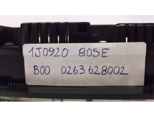 Cuadro de instrumentos Volkswagen Golf 4 1J0920805E
