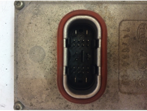 Centralita de faros Mercedes ML 5DF 008 704-02