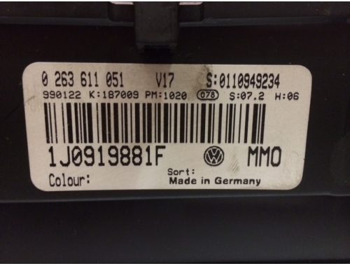 Cuadro de instrumentos Volkswagen Golf 4 / Bora 263611051 0263611051