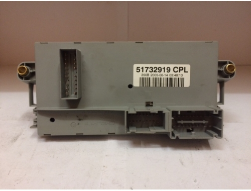 Caja de fusibles Lancia Musa MAGNETI MARELLI:51754986