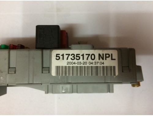 Caja de fusibles Fiat Punto 51735170NPL