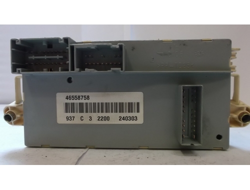 Caja de fusibles Alfa Romeo 147 51711426NPL