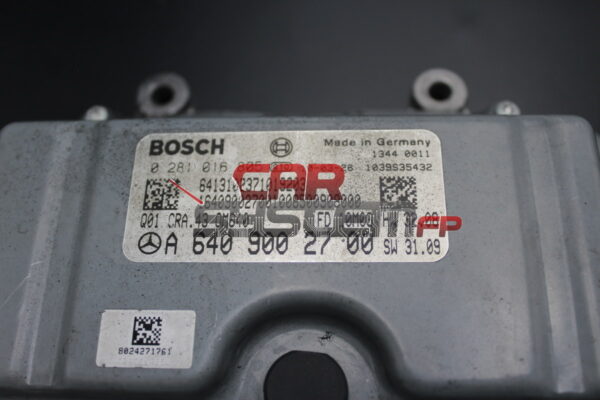 Calculateur moteur Mercedes Classe A BOSCH 0281016805 A6409002700