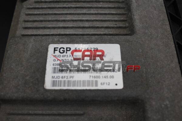Calculateur moteur Fiat Grande Punto 1.3 MJET FPT 51795229