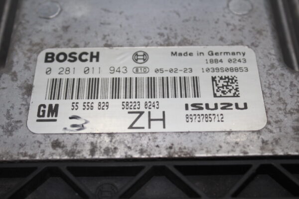 Centralita de motor Opel Astra H BOSCH 0281011943 GM 55556829