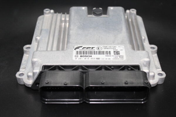 Calculateur moteur Iveco Daily BOSCH 0281018453 EDC17CP52