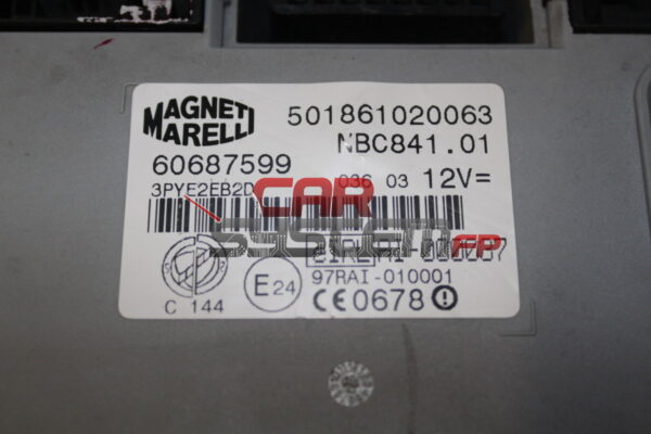 Komfortsteuergerät Lancia Thesis MAGNETI MARELLI 60687599 NBC841.01
