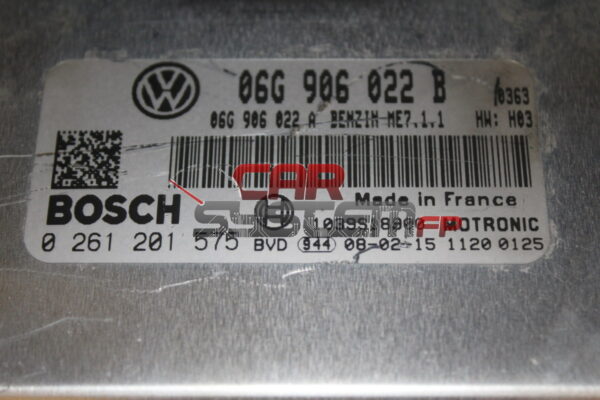 Calculateur moteur Volkwagen Touran / Caddy 2.0 BOSCH 0261201575 06G906022B